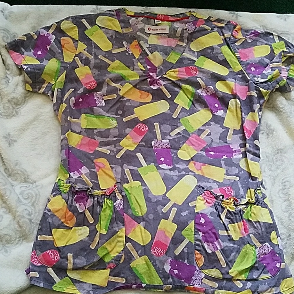 Scrub top